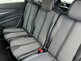 Peugeot 5008 (2018) 1.2PT 96kW A/T! 7míst! Allure! - náhled 18