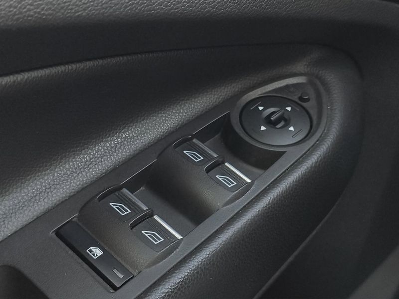 Ford Kuga (2019) 2.0 TDCi 110kW, 4x4, ČR, 1. Ma - fotka 13 z 25