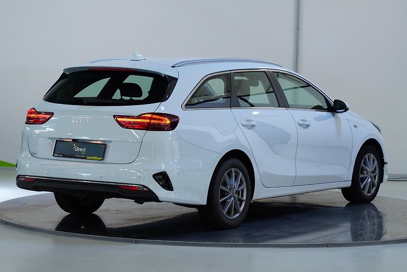 Kia Ceed - fotka 2 z 29