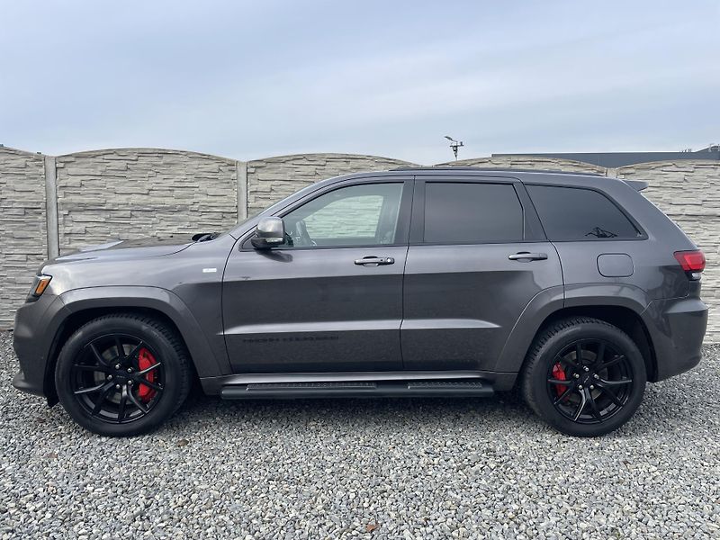 Jeep Grand Cherokee 6.4i 480PS HEMI SRT CZ 78000KM - fotka 5 z 187