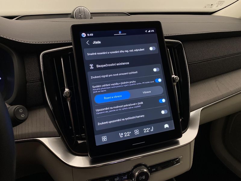 Volvo XC90 T8 AWD RECHARGE BRIGHT PLUS 7m - fotka 54 z 69