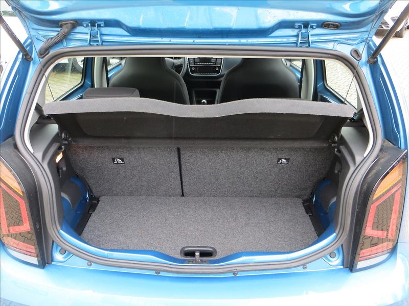 Volkswagen up! 1,0 MPi 5dv Digiklima Výhřev - fotka 7 z 16
