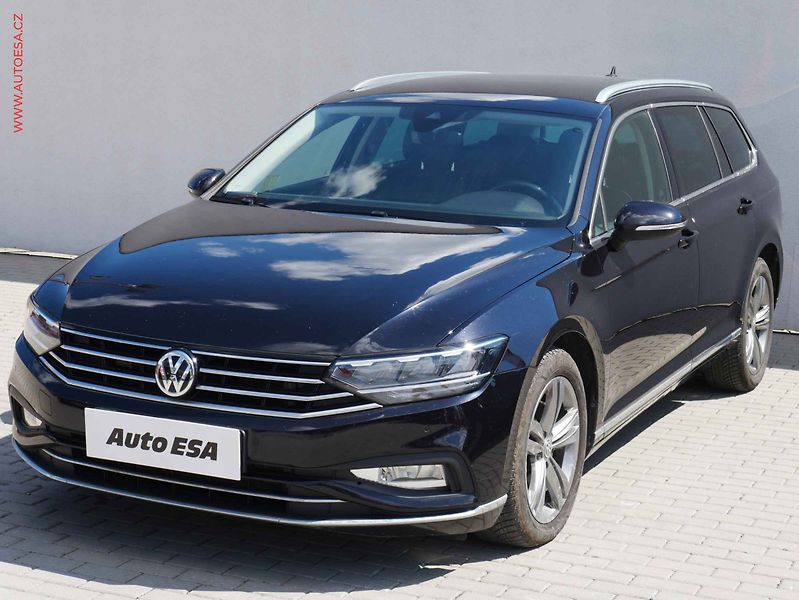 Volkswagen Passat (2020) 2.0TDi, ČR, Elegance, DSG - fotka 3 z 21