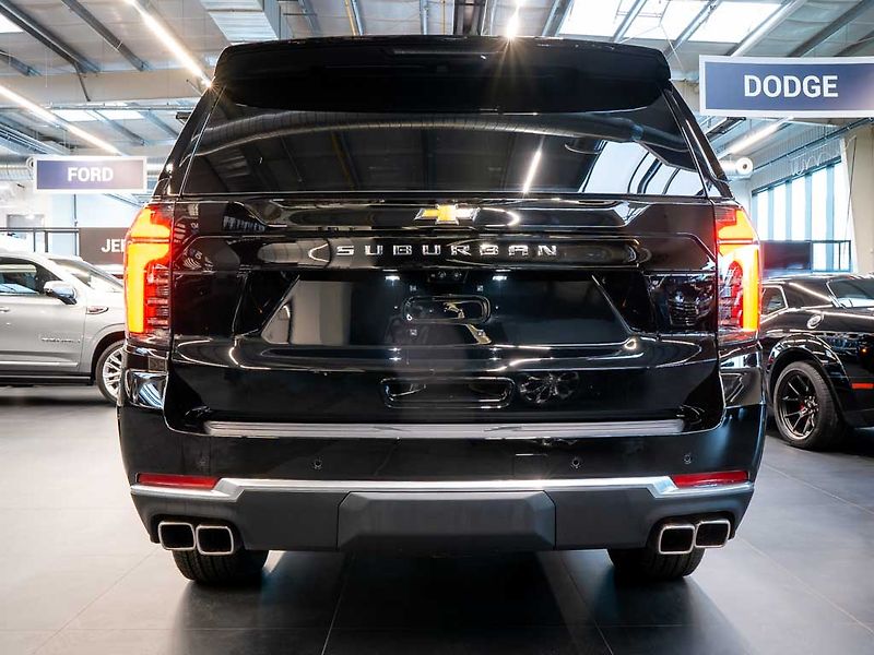 Chevrolet Suburban (2026) 6.2 V8 High Country 2026 - fotka 5 z 47