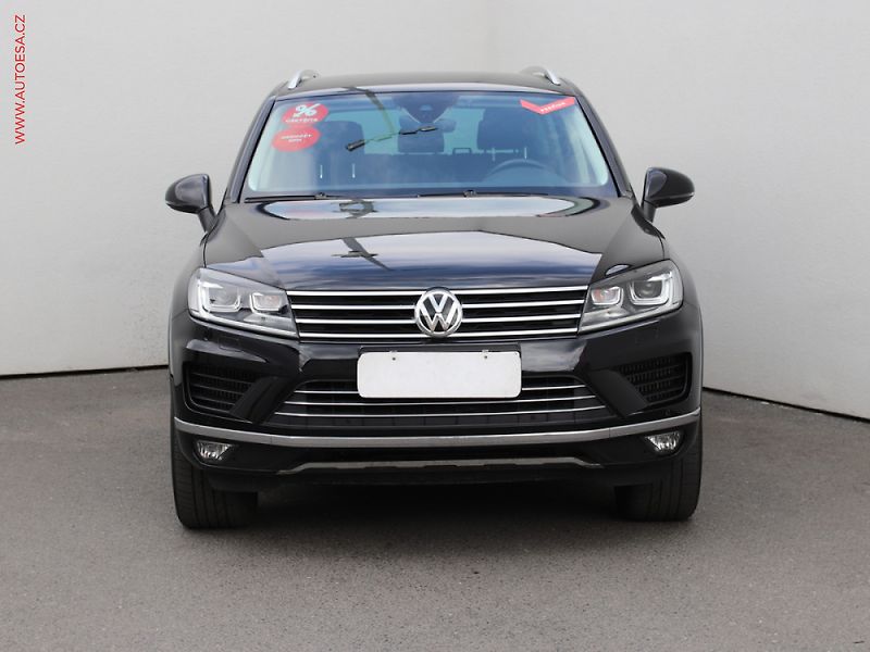 Volkswagen Touareg (2015) 3.0 TDi, AT - fotka 2 z 3