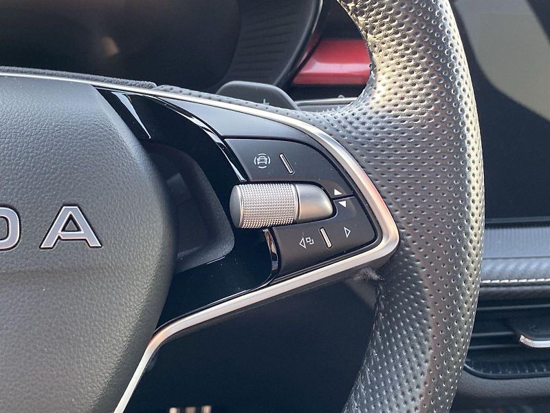 Škoda Fabia (2025) 1.0 TSI DSG Monte Carlo - fotka 15 z 33