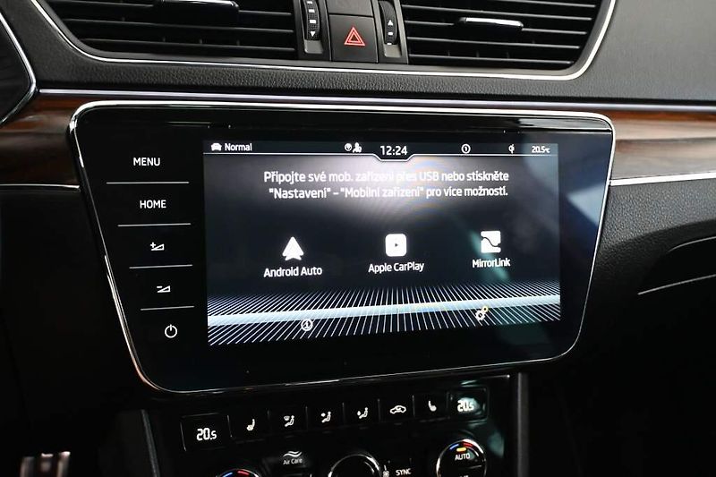 Škoda Superb (2023) 2.0 DSG 4x4 SCOUT Matrix LED T - fotka 19 z 40