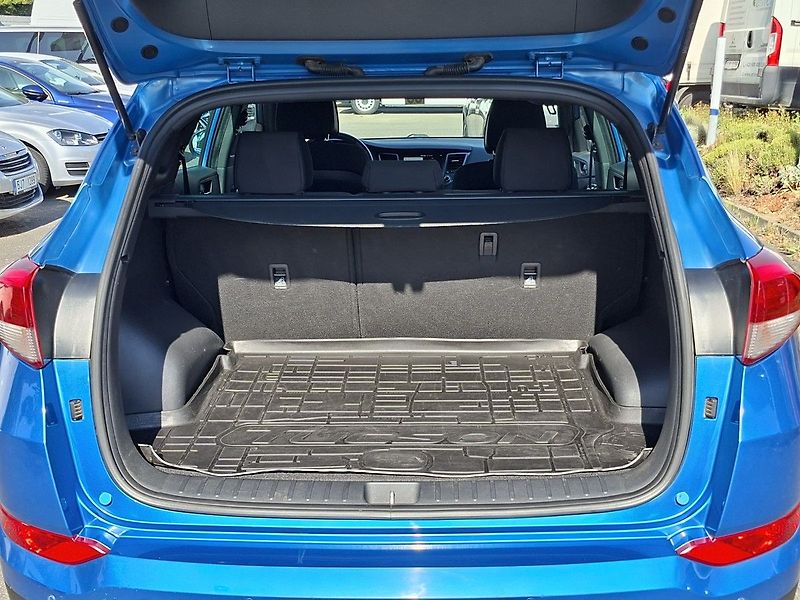 Hyundai Tucson 1,7 D 116k M6 - fotka 5 z 24