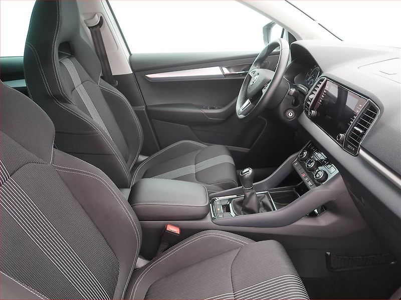 Škoda Karoq (2019) 1.0 TSI - fotka 7 z 16