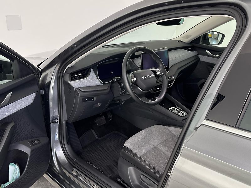 Škoda Octavia Top Selection DSG - fotka 6 z 29