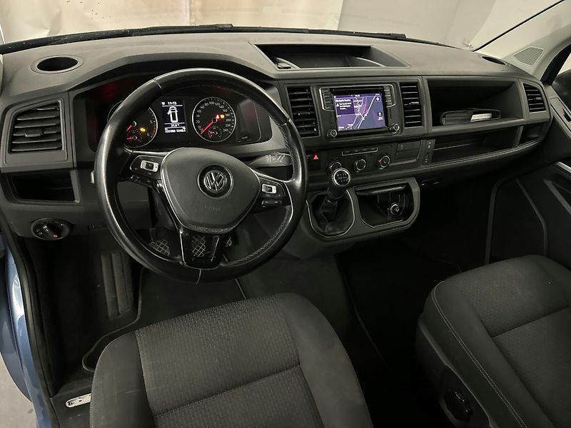 Volkswagen Multivan (2019) 2.0TDI*110KW*7MÍST*KAMERA*ACC  - fotka 5 z 13