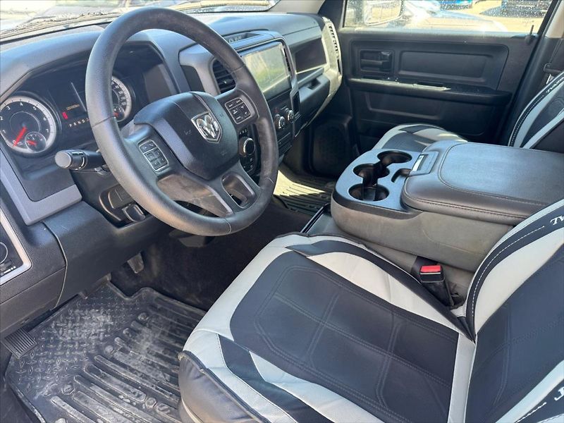 Dodge RAM 1500 3,6 i - fotka 9 z 16