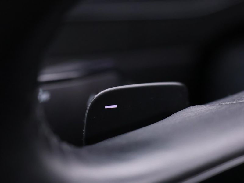 Škoda Superb 2.0 TDI DSG Style Navi LED - fotka 18 z 32