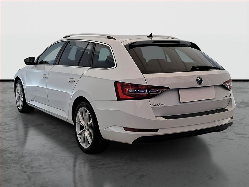 Škoda Superb (2016) Style 2.0 TDI, Automat, Navi - fotka 4 z 26