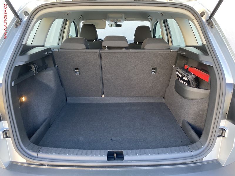 Škoda Karoq (2018) 2.0 TDi 4x4, Style, +ALU - fotka 7 z 16
