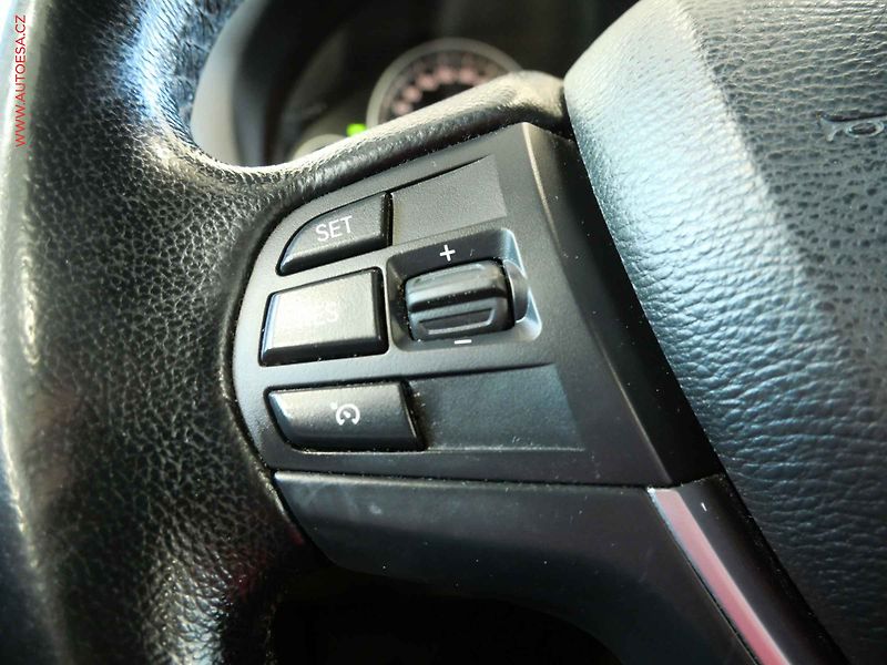 BMW X3 (2012) 3.0d xDrive 30d, ČR, AT - fotka 16 z 27
