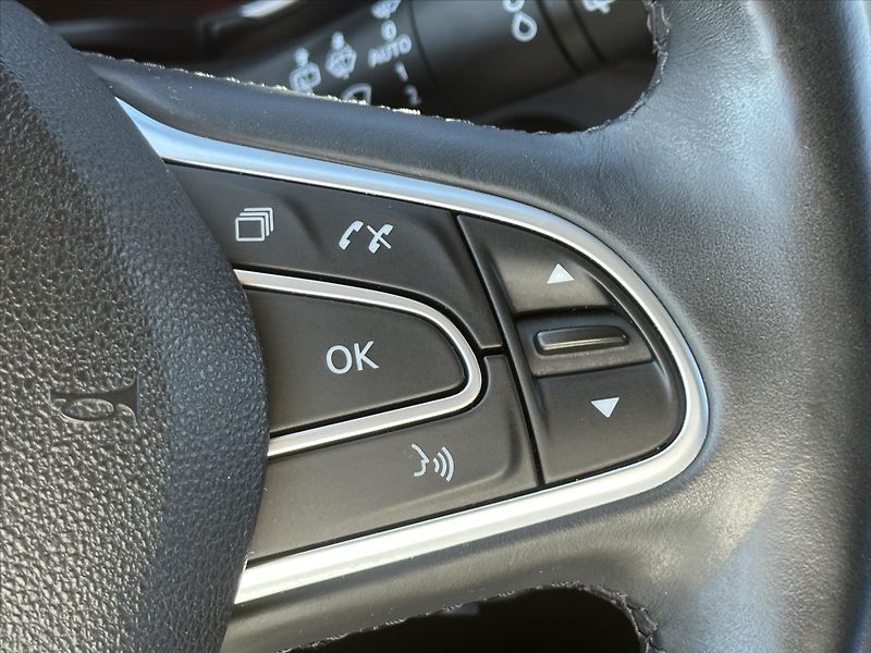 Renault Koleos 2,0 dCi 177k 4x4 Energy Intens - fotka 24 z 39