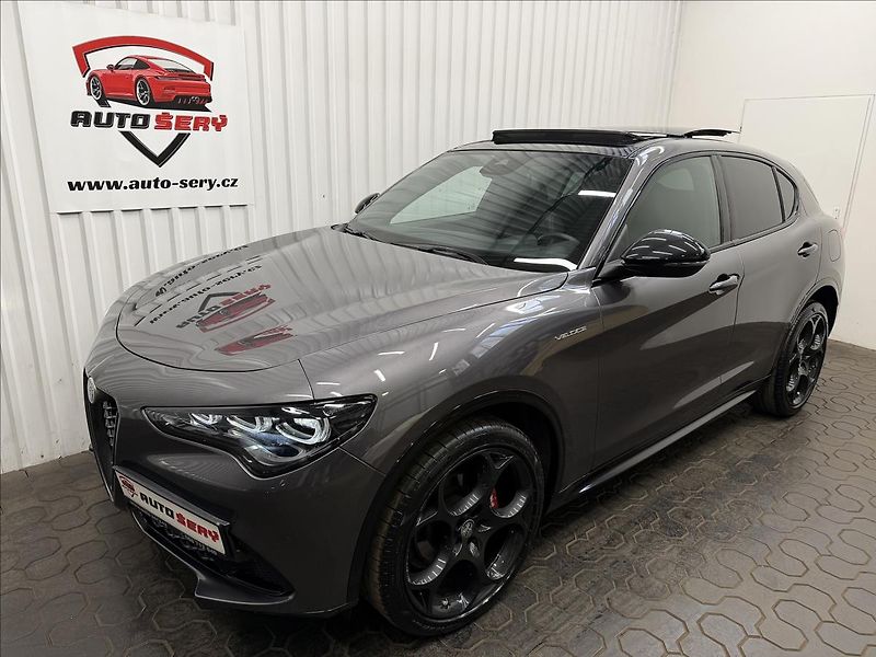 Alfa Romeo Stelvio VELOCE 206kW Q4 PANORAMA R21 - fotka 2 z 41