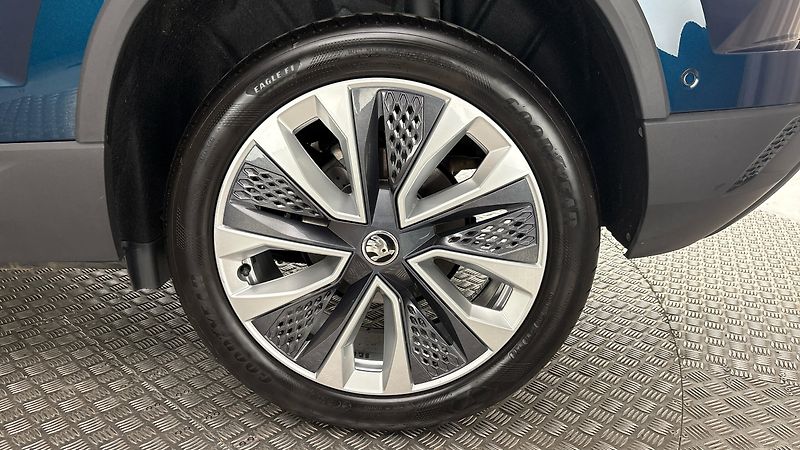 Škoda Karoq 1.5 TSI DSG Style - fotka 19 z 30