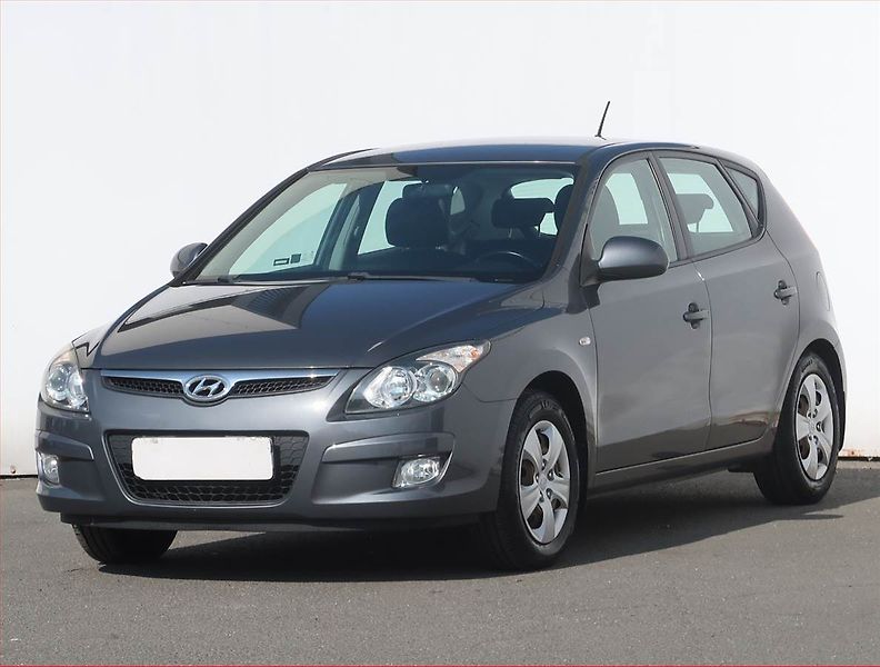 Hyundai i30 (2009) 1.4 CVVT, Serv.kniha - fotka 2 z 16