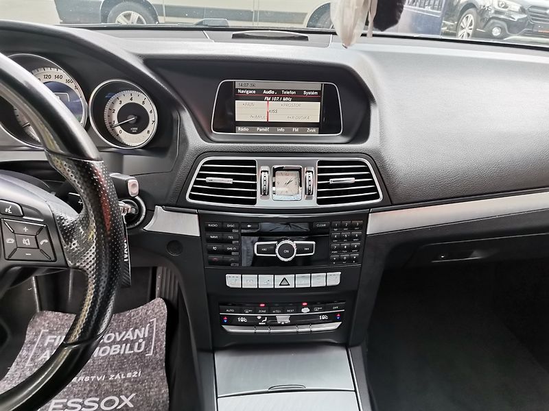 Mercedes-Benz Třídy E (2013) 2.0i Turbo 155kw 250 Sport LED - fotka 12 z 28