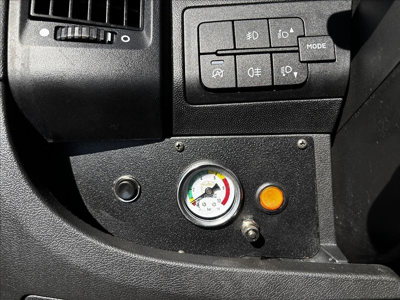 Peugeot Boxer 2,2 BlueHDI 140k 3500 L3 - fotka 17 z 21