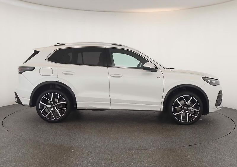 Volkswagen Tiguan TDI 4M R-Line Kůže Pano 360 IQ - fotka 3 z 18