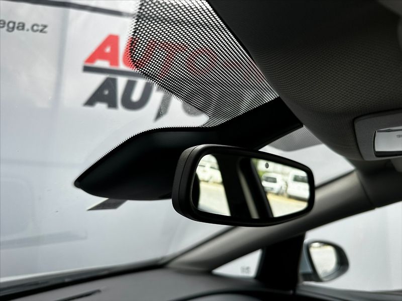 Opel Astra 1,4 103 kW TURBO automat, CZ - fotka 29 z 36