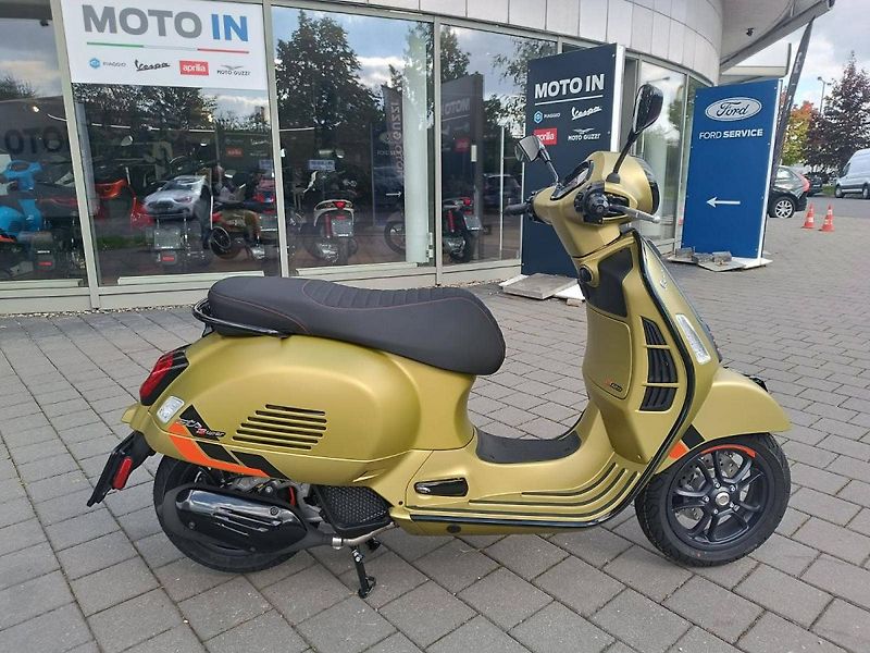 Vespa GTS 125 Super (2025) Sport Verde Ambizioso matt - fotka 8 z 12