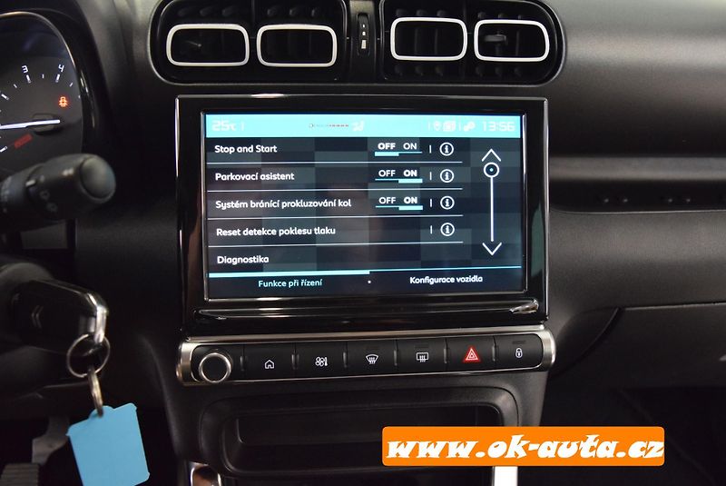Citroën C3 Aircross 1.2 PT LED FEEL PACK 81 kW-DPH - fotka 36 z 51