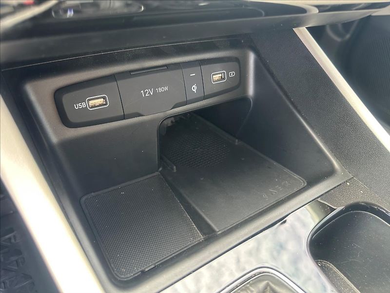 Hyundai Tucson 1,6 T-GDi MHEV 4WD SMART NAVI - fotka 26 z 27