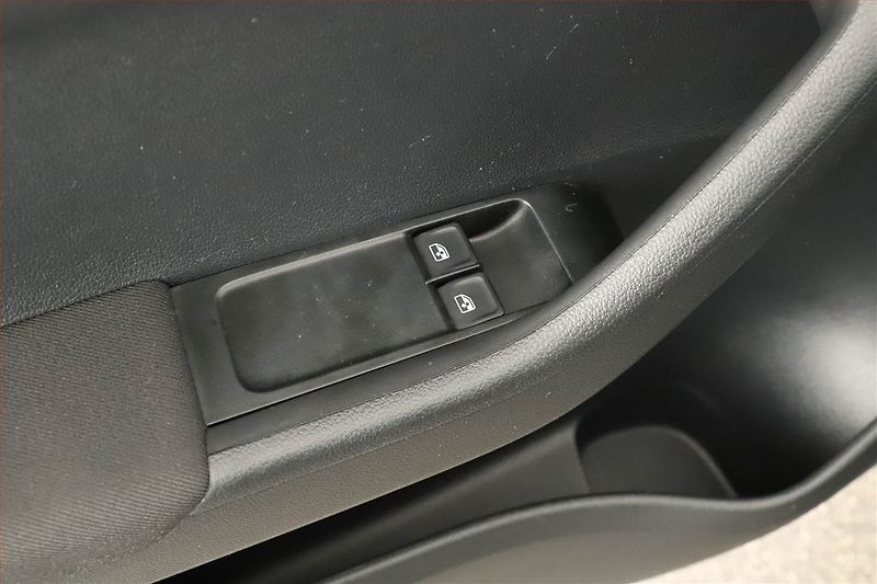 Škoda Fabia (2020) Ambition 1.0 TSI, Serv.kniha - fotka 8 z 12