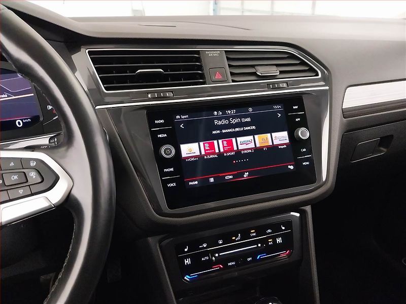 Volkswagen Tiguan Allspace (2024) Elegance 2.0 TDI - fotka 12 z 24