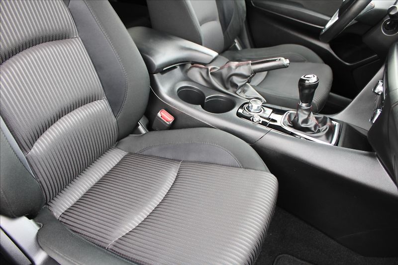 Mazda 3 2,0 SKYACTIV-G  VÝHŘEVY - fotka 21 z 25