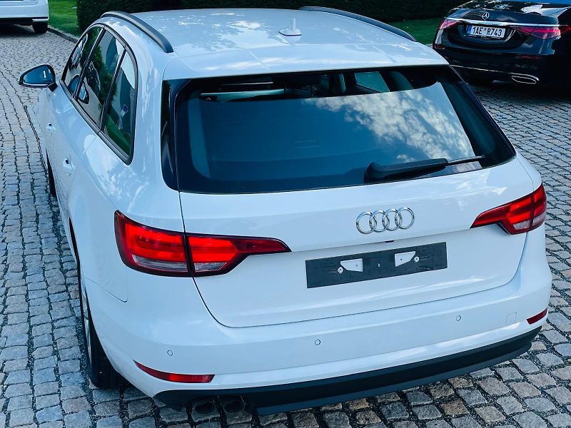 Audi A4 3.0TDI AUT KAMERA SERVISKA  - fotka 17 z 60