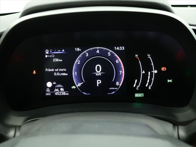 Lexus LBX 1,5 HEV FWD 100kW CZ 1.Maj - fotka 16 z 28