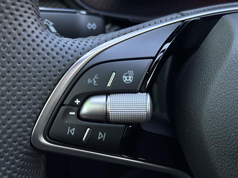 Škoda Fabia 1.0TSi Monte Carlo 116PS Bi-LE - fotka 20 z 42