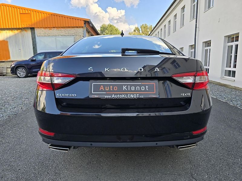 Škoda Superb 200kW 4x4 DSG STYLE DPH - fotka 7 z 45