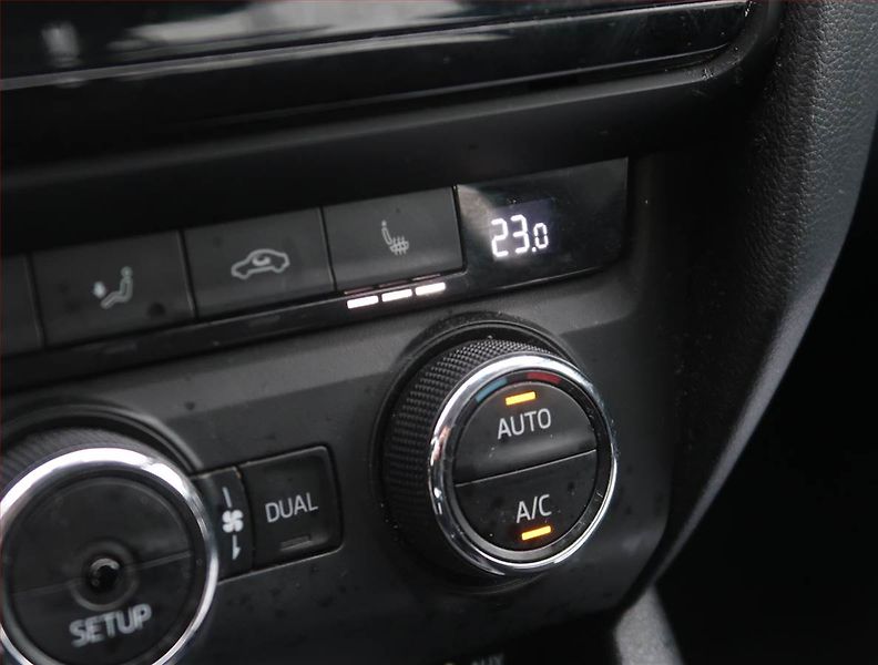Škoda Octavia (2015) Elegance 2.0 TDI, Automat - fotka 15 z 18