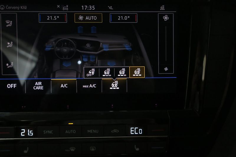 Volkswagen Touareg (2022) 3,0 TDI V6 ČR tažné 3,5t - fotka 31 z 50