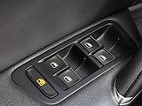 Volkswagen Golf 2.0 TDi 110kw plný servis!  - náhled 23