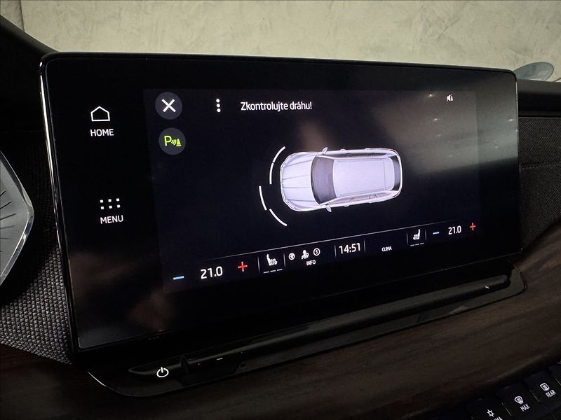 Škoda Octavia 1,5 TSi  DSG e-Tec Scout LED M - fotka 35 z 50