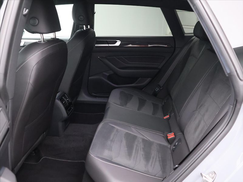 Volkswagen Arteon 2,0 TDI  DSG R-line SB CZ DPH - fotka 15 z 33