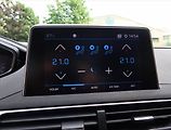 Peugeot 3008 (2018) Allure 1.6 BlueHDi, Automat - náhled 18