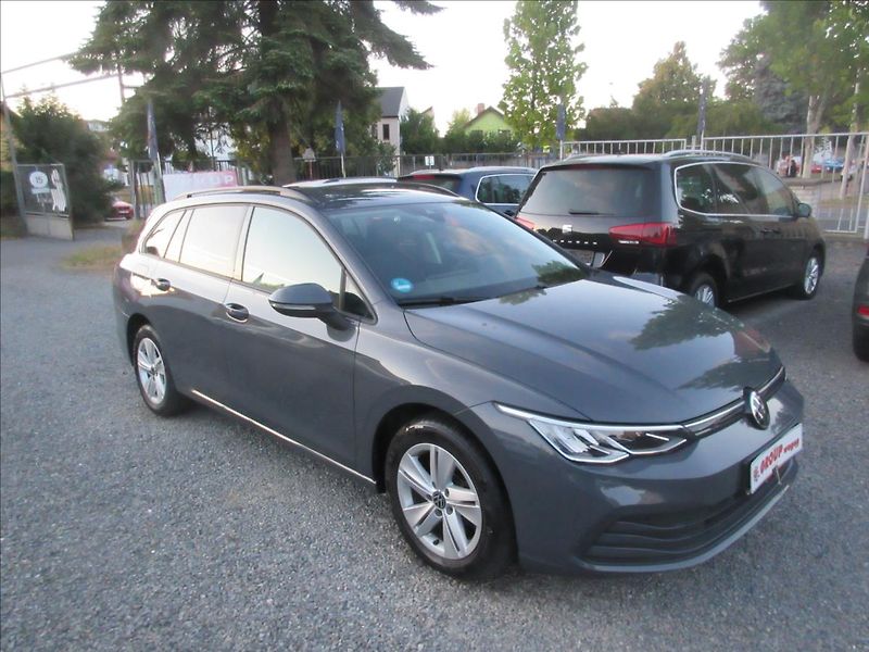 Volkswagen Golf 2,0 TDI DSG Edice Life - fotka 2 z 17