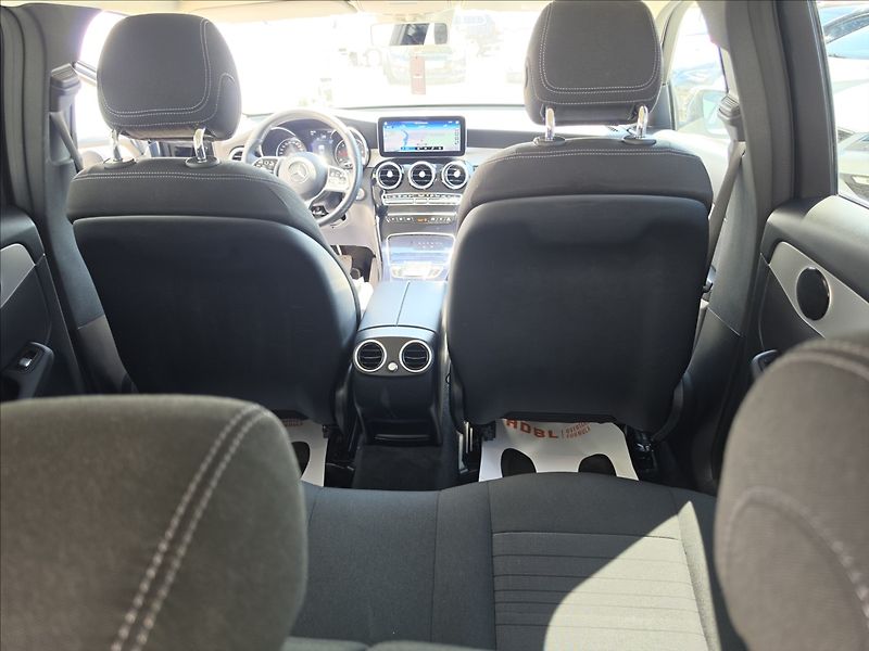 Mercedes-Benz GLC 2,0 CRDi 200D 4MATIC NAVI KAME - fotka 29 z 41
