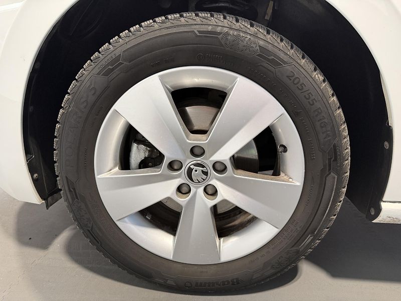 Škoda Scala 1.0 TSI 85kW Ambition - fotka 13 z 13