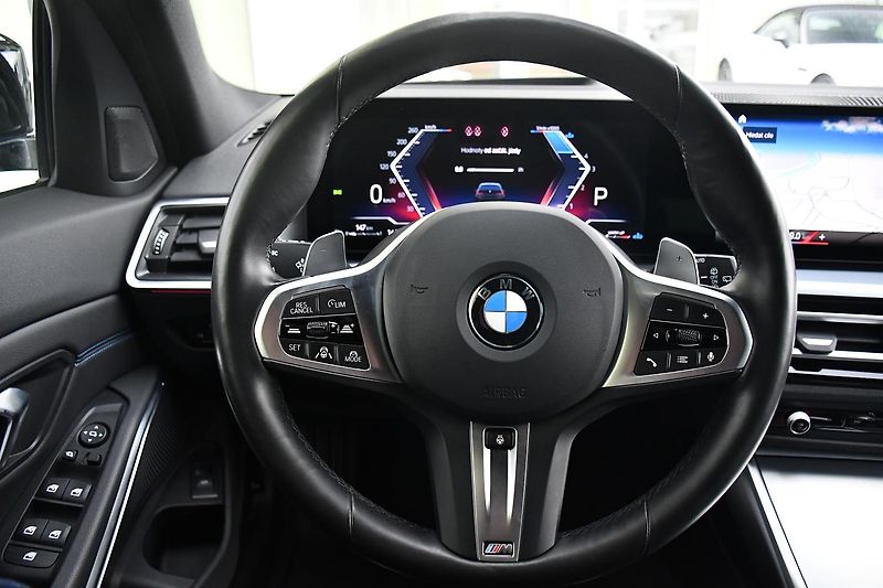 BMW Řada 3 320D xDrive M-SPORT ČR 1.M - fotka 22 z 47