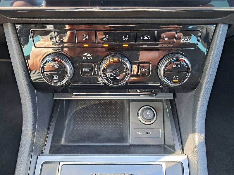 Škoda Superb (2022) III FC Ambition plus 2.0 TDI / - fotka 11 z 26
