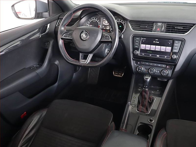 Škoda Octavia (2014) RS 2.0 TDI, Automat, Navi - fotka 7 z 25